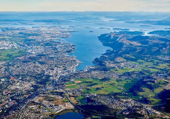 Noorse-fjorden-havensteden-vakantie-bezoeken